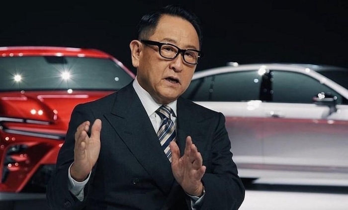 Династии миллиардеров: какие семьи богаты веками и поколениями?